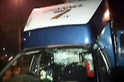 Mumbai mob fury turns on media, van attacked