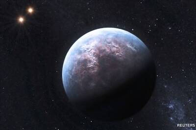 'Meteorites Splashing Into Warm Ponds Sparked Life on Earth'