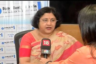 Minimum Balance Penalty to Offset Costs of Jan Dhan Accounts, Says SBI Chief Arundhati Bhattacharya