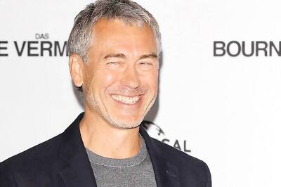 Tony Gilroy to Write a Thriller for Warner Bros