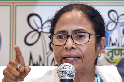 Central Agencies Threatening TMC Leaders, Asking Them to Join BJP: Mamata