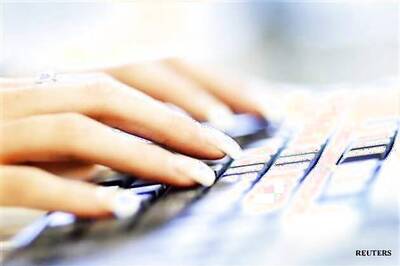 UK: Woman creates erotic website as antidote to porn