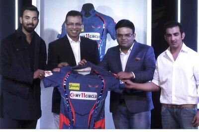 IPL 2023: Lucknow Super Giants Unveil Their New Jersey Ahead of Upcoming Season