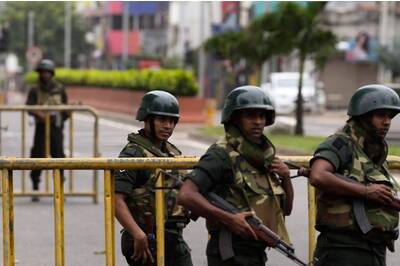 Sri Lanka Defence Chief Rules Out Military Coup as Troops Quell Unrest