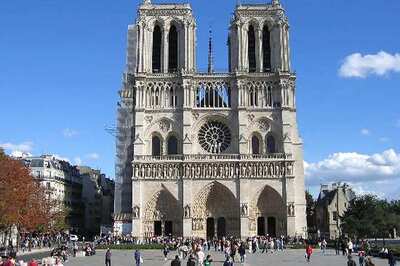 Paris Launches Efforts for Notre-Dame Lead Decontamination Work