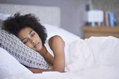 Sleep-deprived Cities Around The World Opening Nap Cafes For Mid-Day Power Naps