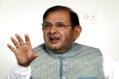 Modi Govt's Only Agenda is to Defame One Family, Says Sharad Yadav