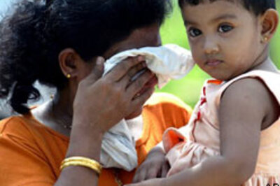 Philippines: Metre-high tsunami seen