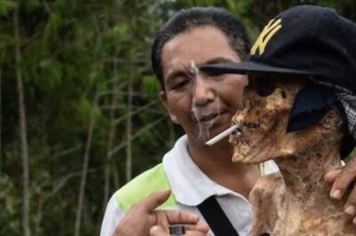 This Indonesian Ethnic Group's Rituals Of ‘Preserving Dead Bodies’ Will Shock You