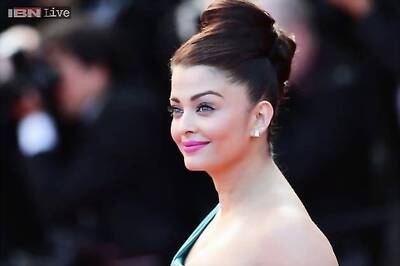 Aishwarya Rai Bachchan to play the female lead in Sanjay Gupta's 'Jazbaa'