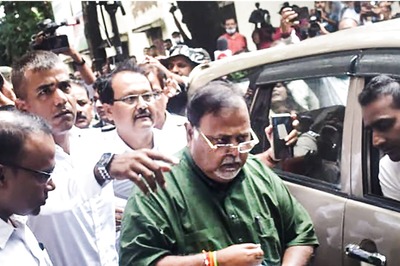 SSC Scam: ED Gets 2-Day Custody of Bengal Min Partha Chatterjee After Rs 21 Cr Cash Seized at Aide's Home