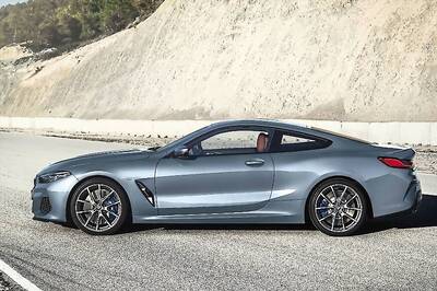 2019 BMW 8-Series Performance Luxury Coupe - Detailed Image Gallery