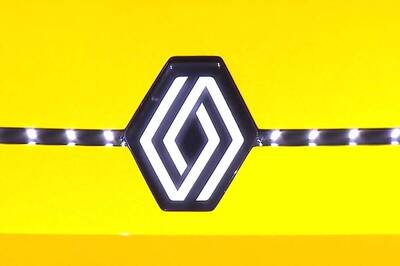 Upcoming Renault and Dacia Models to Have Top Speed Limit of 180 Kmph Starting 2022