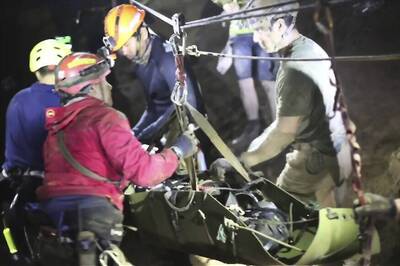 As Hollywood Licks Its Chops, Chilean Miners Have Only One Advice for Rescued Thai Cave Boys