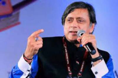 'Pogonotrophy': Tharoor Drops Another 'Head-scratcher', Refers to PM While Explaining