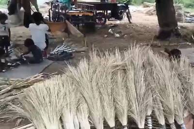 Saving Rs 10 Per Broom, This Rajasthan Family Earns Rs 6 Lakh Annually in UP's Baghpat