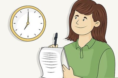 How to Start a Women's Book Club