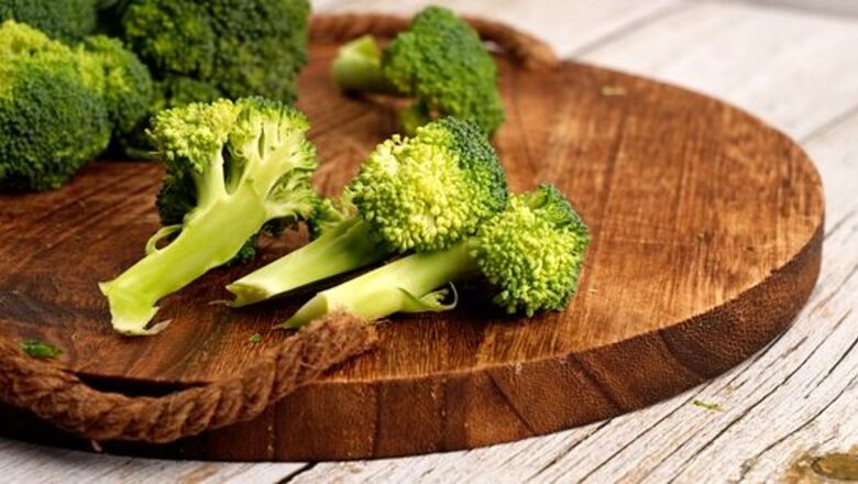 How to Cook Broccoli in a Pan