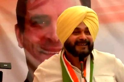 Days After Resigning from Punjab Cabinet, Sidhu Back in Action; Tells Supporters He'll  Remain with Cong