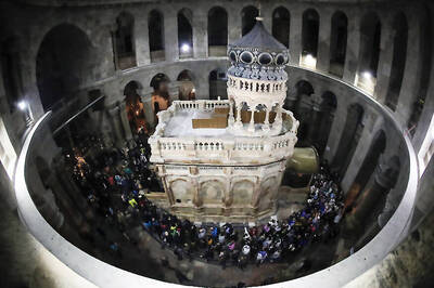 Jesus's Tomb Restored After Months of Work