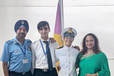 Young Woman Enters Navy, Becomes 3rd Generation Officer in Family