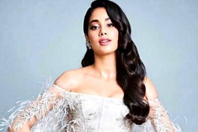 This Year Brought Me Both Worst and Best Experience of My Life: Janhvi Kapoor