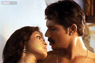 'Rang Rasiya' trailer: Randeep Hooda is the legendary artist Raja Ravi Varma, Nandana Sen is his muse
