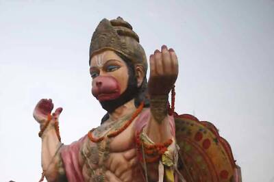 After Bhagwad Gita, Hanuman Chalisa translated into Urdu