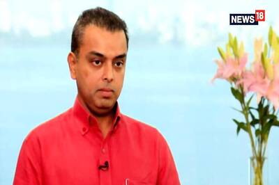 Milind Deora Rules Himself Out, Proposes Sachin Pilot or Jyotiraditya Scindia's Name for Top Job in Congress