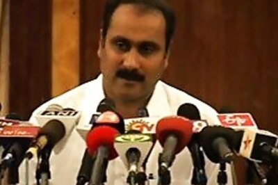 Ramadoss tries peace but needles Bihar docs again