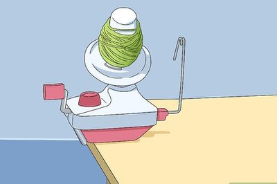 How to Use a Yarn Winder