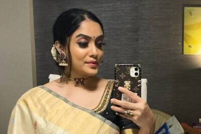 Bigg Boss Ultimate Contestant Abhirami Wears T-Shirt With Actor Vijay’s Photo