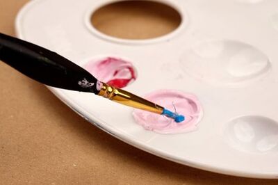 How to Mix Paint to Make the Colour Pink
