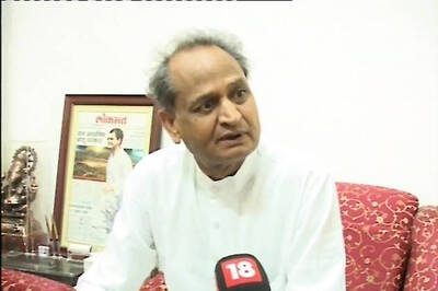 Ashok Gehlot defends tech team in FB 'likes' row