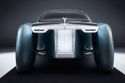 The Rolls-Royce 103EX is Bonkers on Looks and Luxury