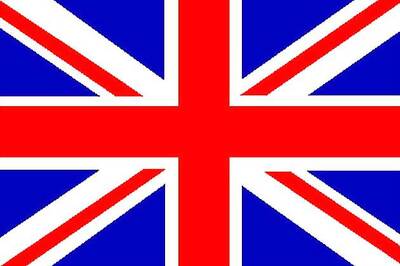 Indian-origin woman pulls UK bus with hair