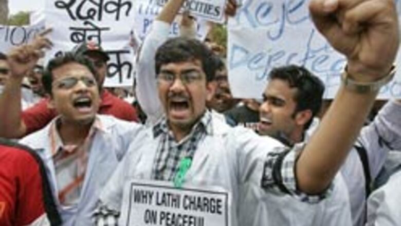 Anti-quota groups plead to Sonia