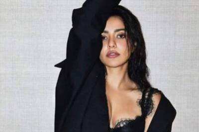 Neha Sharma Dazzles in Black Bralette as She is Ready to Start Her 'May Chapter', See Pic