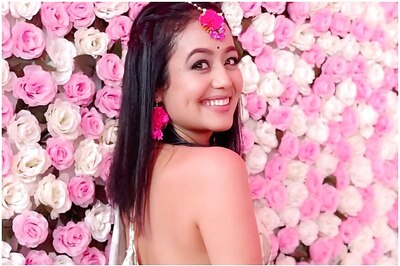 I Get Good Amount From Live Concerts, But Bollywood Doesn't Pay: Neha Kakkar