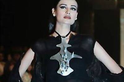 Pics: Pakistan takes to the fashion runways