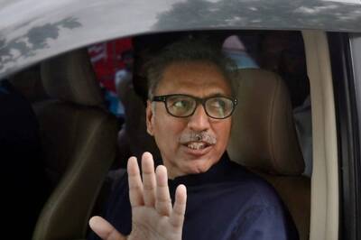 Ex-President Arif Alvi Calls For Dialogue Among All Stakeholders To Resolve Pakistan's Political Crisis
