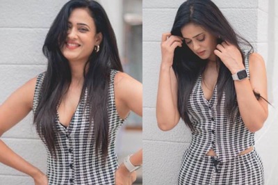 Shweta Tiwari Slays In A Monochrome Power Suit; Fans Say 'Ageing Like Fine Wine'