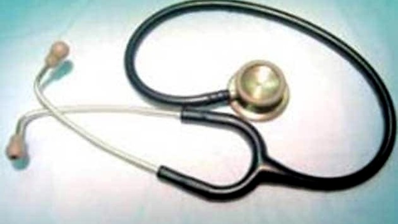 UK: Patients being treated in hospital corridors
