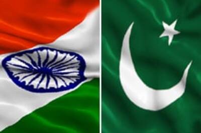 Pak puts curbs on Indian diplomats