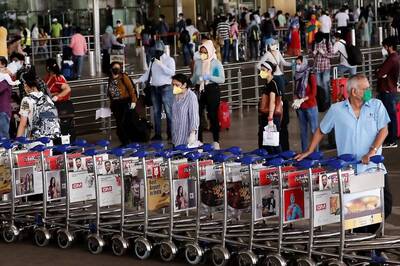 No Special SOPs Will Be Applicable for Passengers Landing in Mumbai from UAE Including Dubai, Says BMC