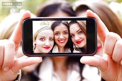College offers a month-long 'selfie course' at a fee of Rs 10,000