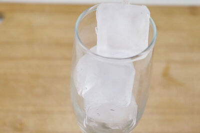 How to Make an Aperol Spritz