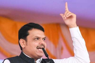 Was it Out of Fear of Probe Agencies That Sharad Pawar Approached BJP in 2019 for Govt Formation Talks, Asks Fadnavis