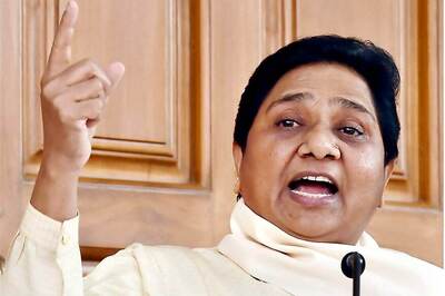 Mayawati Trains Guns on Adityanath's 'Temple Run' Amid EC Ban, Questions Poll Body's 'Bias'