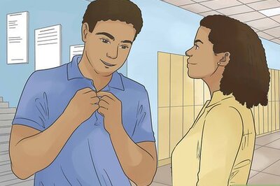 How to Tell if a Nerdy Guy Likes You